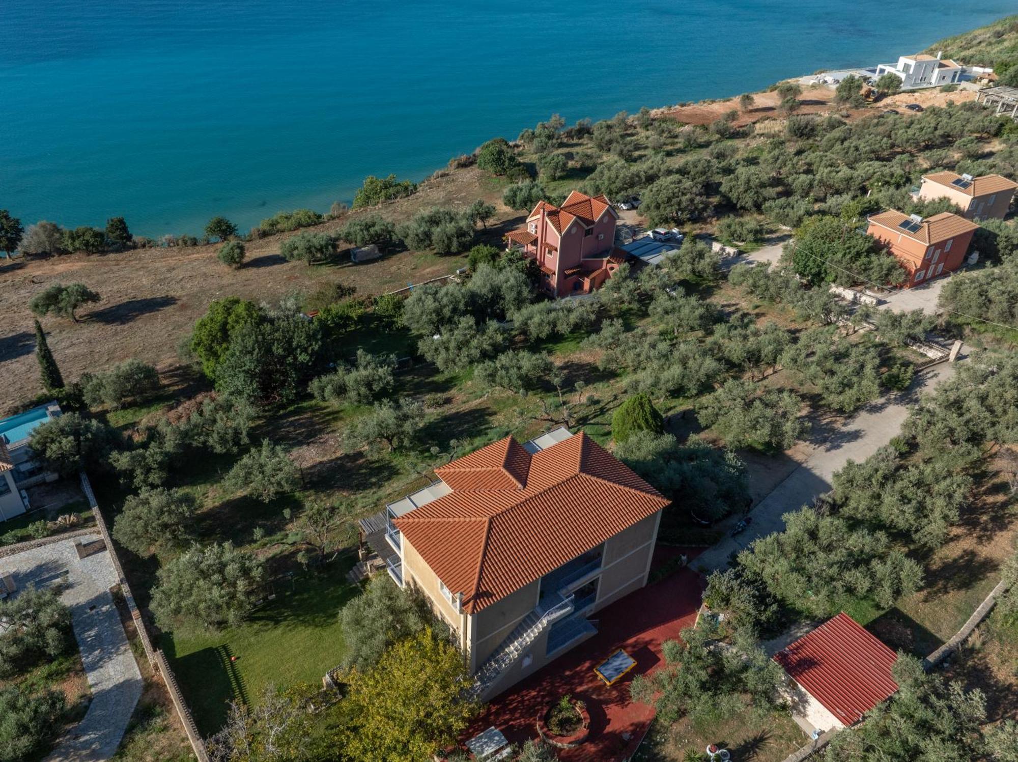 Delfinia Apartment Vlachata Exterior photo